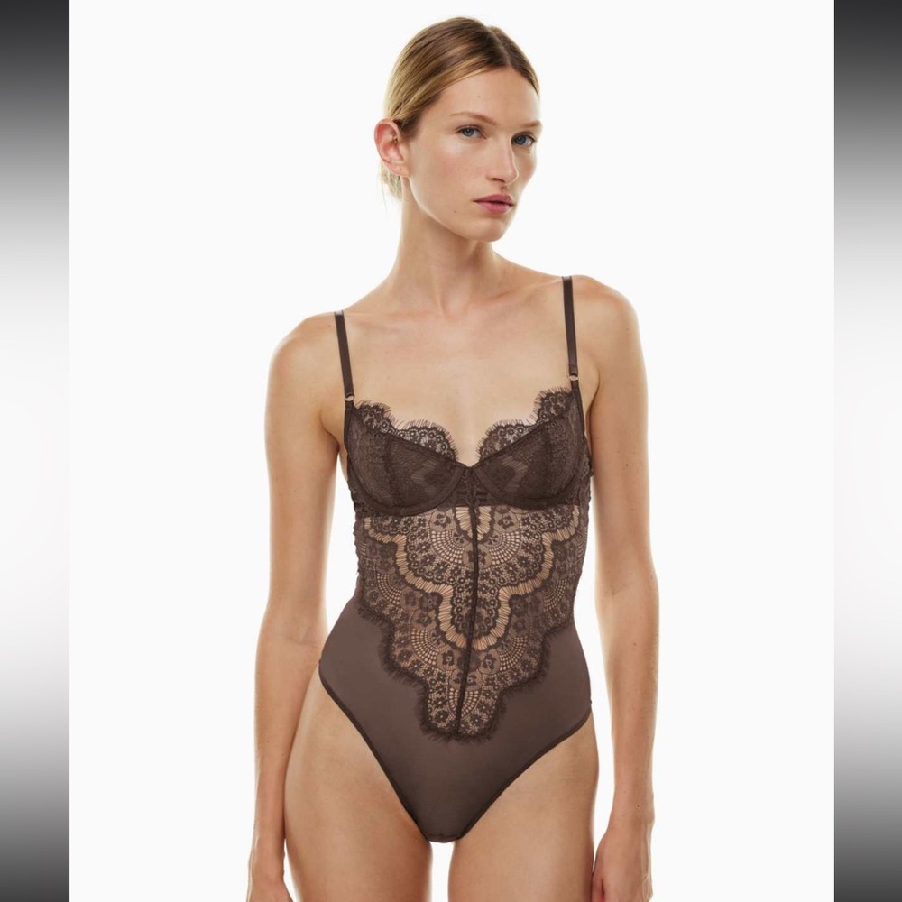 BNWOT Babaton Encore Bodysuit